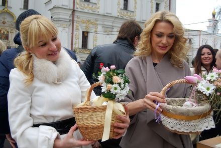 Фестиваль пасхальных корзин: в Киево-Печерской Лавре открылась благотворительная Пасхальная ярмарка