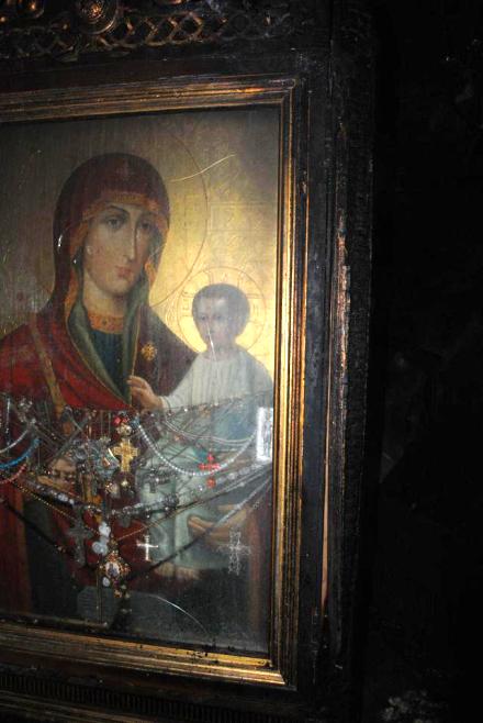 В Киеве совершен поджог церкви в Десятинном монастыре 