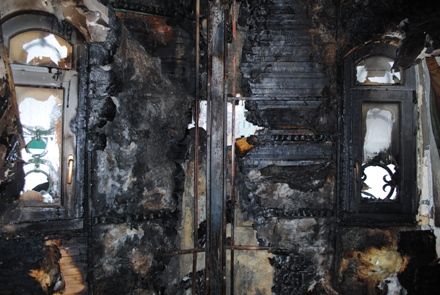 В Киеве совершен поджог церкви в Десятинном монастыре 